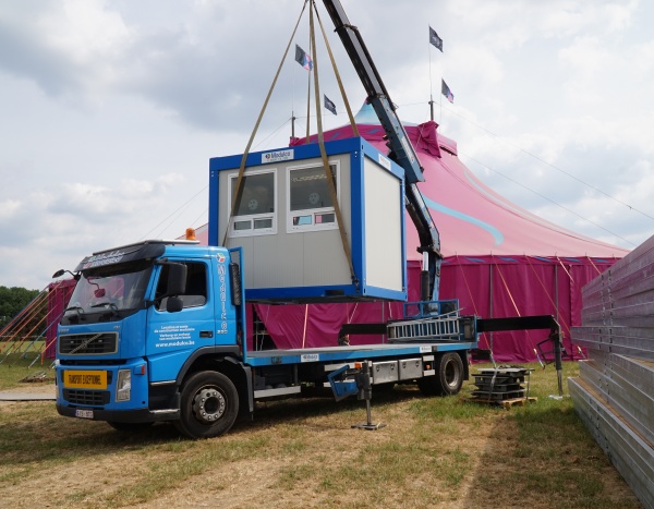 Levering van 39 modules voor de 2018 editie van het DOUR Festival