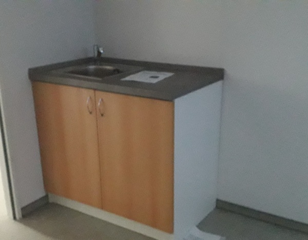 Module réfectoire de 800 x 300 cm avec kitchenette