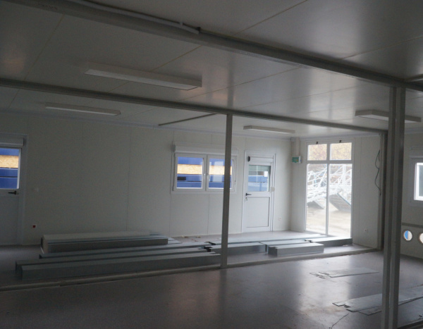 (M89) 900 cm x 800 cm (+/- 72,00 m²) Momenteel niet in voorraad