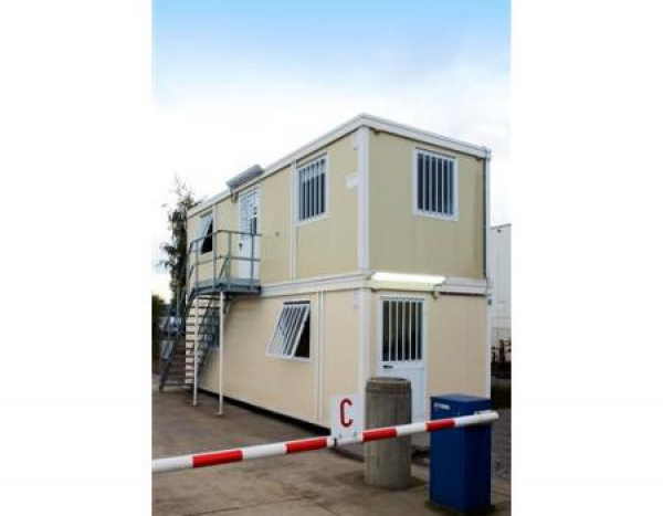 ( 833 - DINO ) 8X3M - EN 3 PARTIES, ENTRÉE, KITCHENETTE + TOILETTE