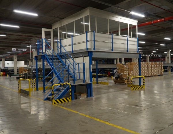 Containers & modules pour industrie