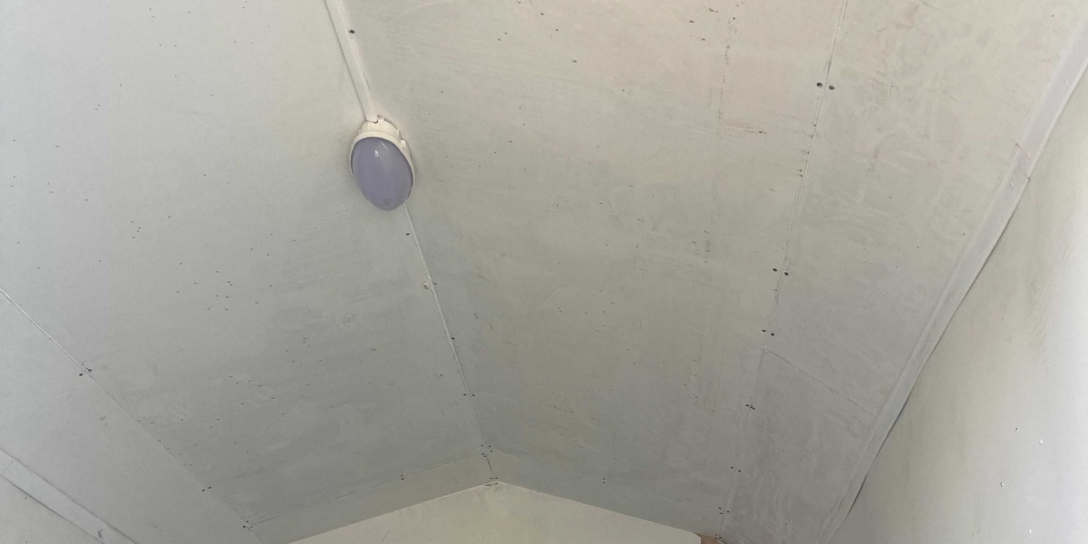 Roulotte de chantier +- 300cm x 210 cm ||2600,00 € || - slide 3